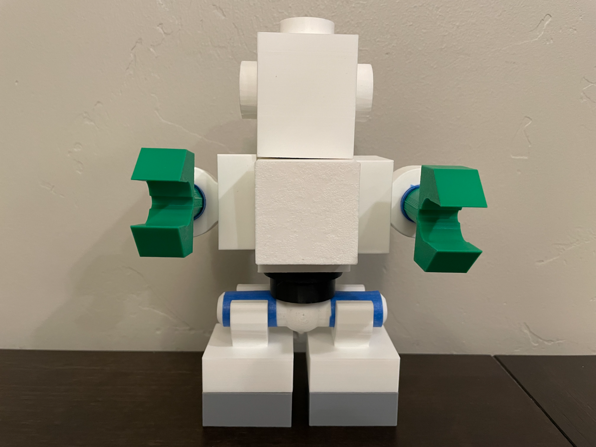 Awesome 500% Brick Robot