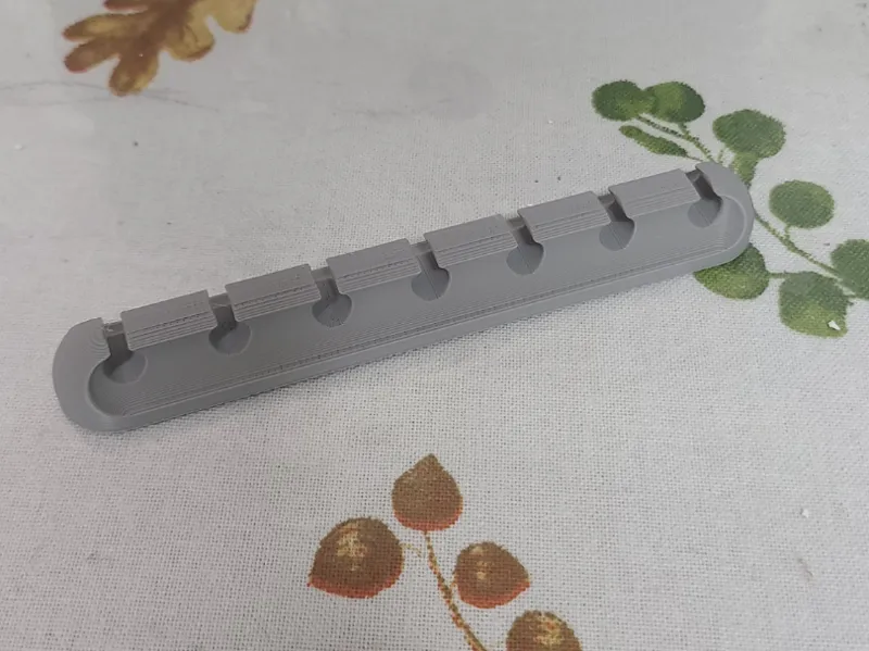 7 clip wire/ cable organizer