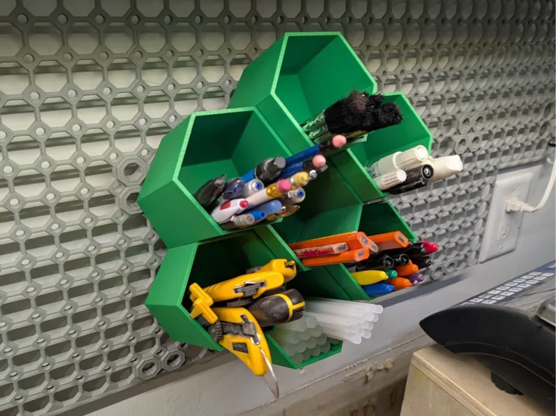 Multiboard - Tilable Irregular Hex Bin