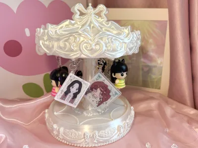 Carousel Separate Parts Keychain and Jewelry Display Stand