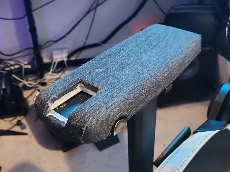 Secretlab armrest with detachable accessories