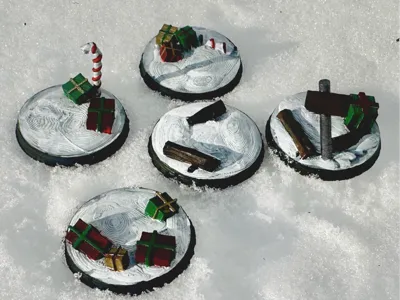 Christmas Themed 28mm Bases (5-Pack)