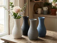 Vase sculpté en spirale DURU — photo 1
