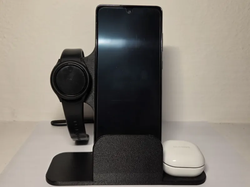 Charging base for Phones and Galaxy watches 4/5