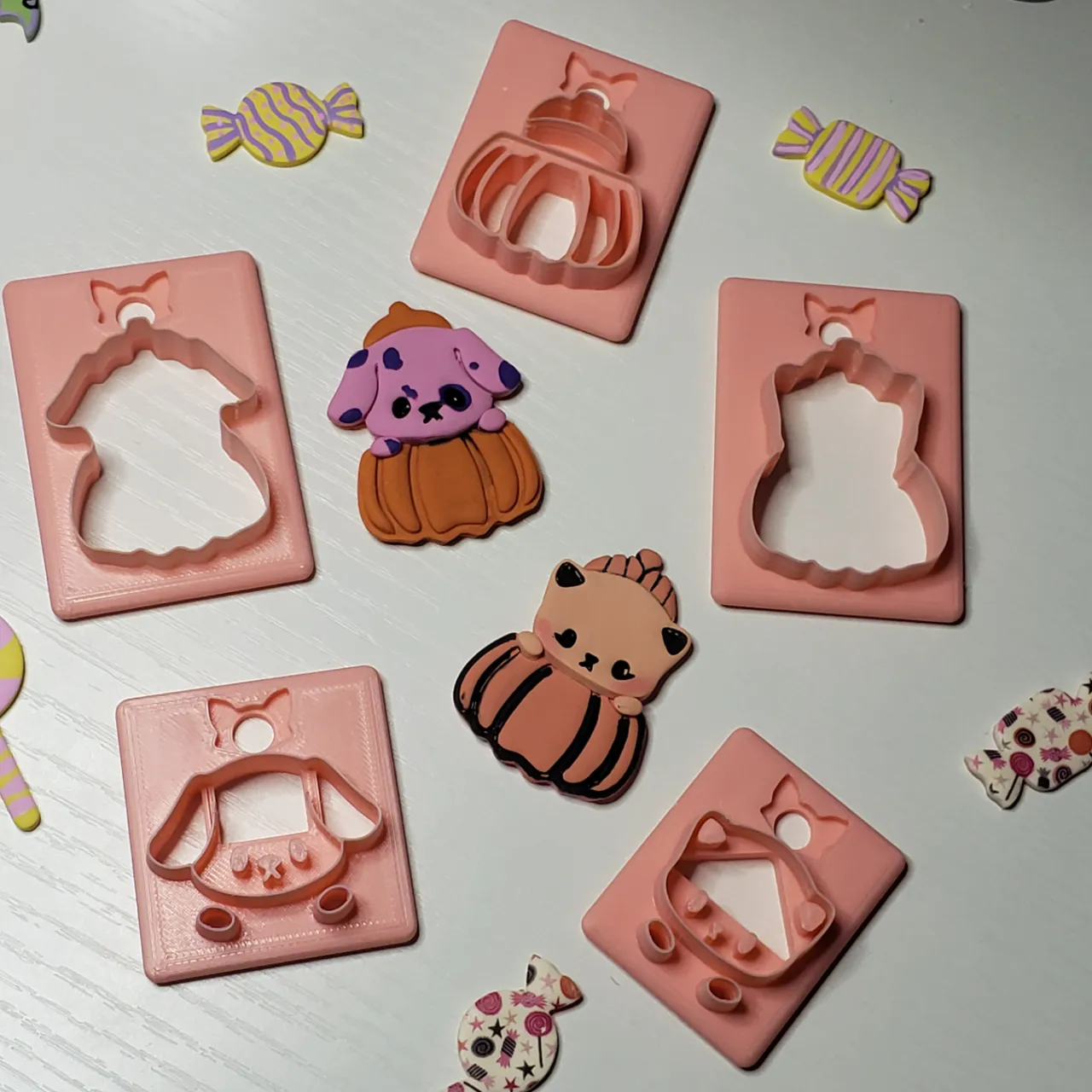 Pets in a Pumpkin Polymer Clay Earring Cutter Set view 3