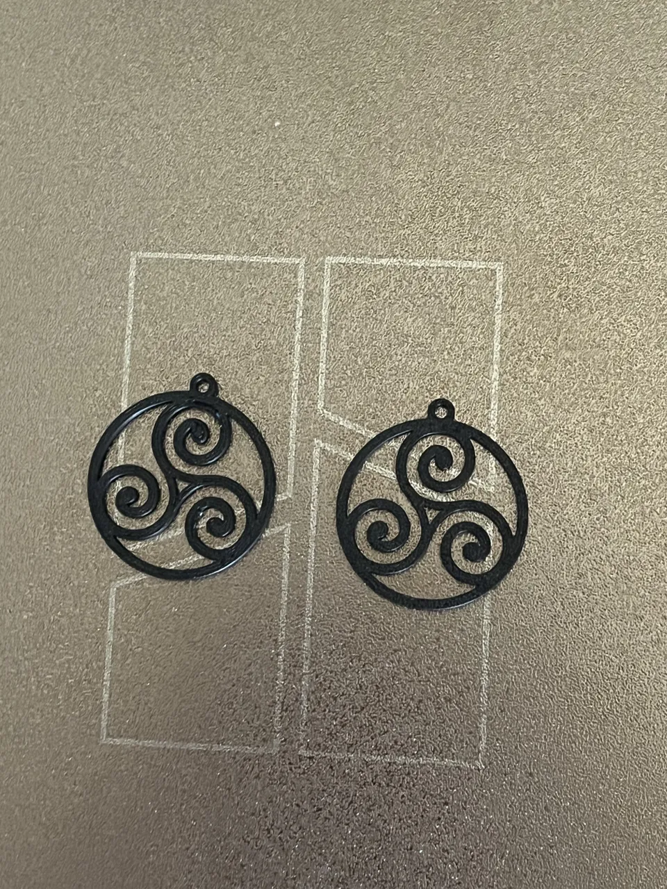 earrings view 2