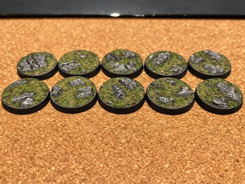 32mm Round Bases - Rocky plain