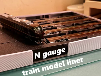 N gauge train model liner