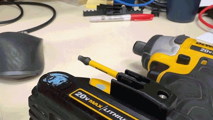 DeWalt Bit Holder - Easy Insert/Remove