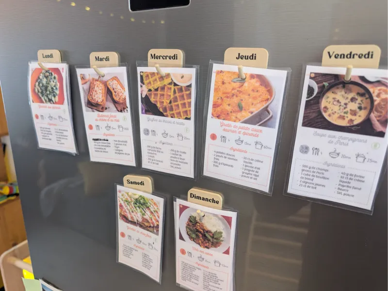 Personalized magnetic fridge hooks