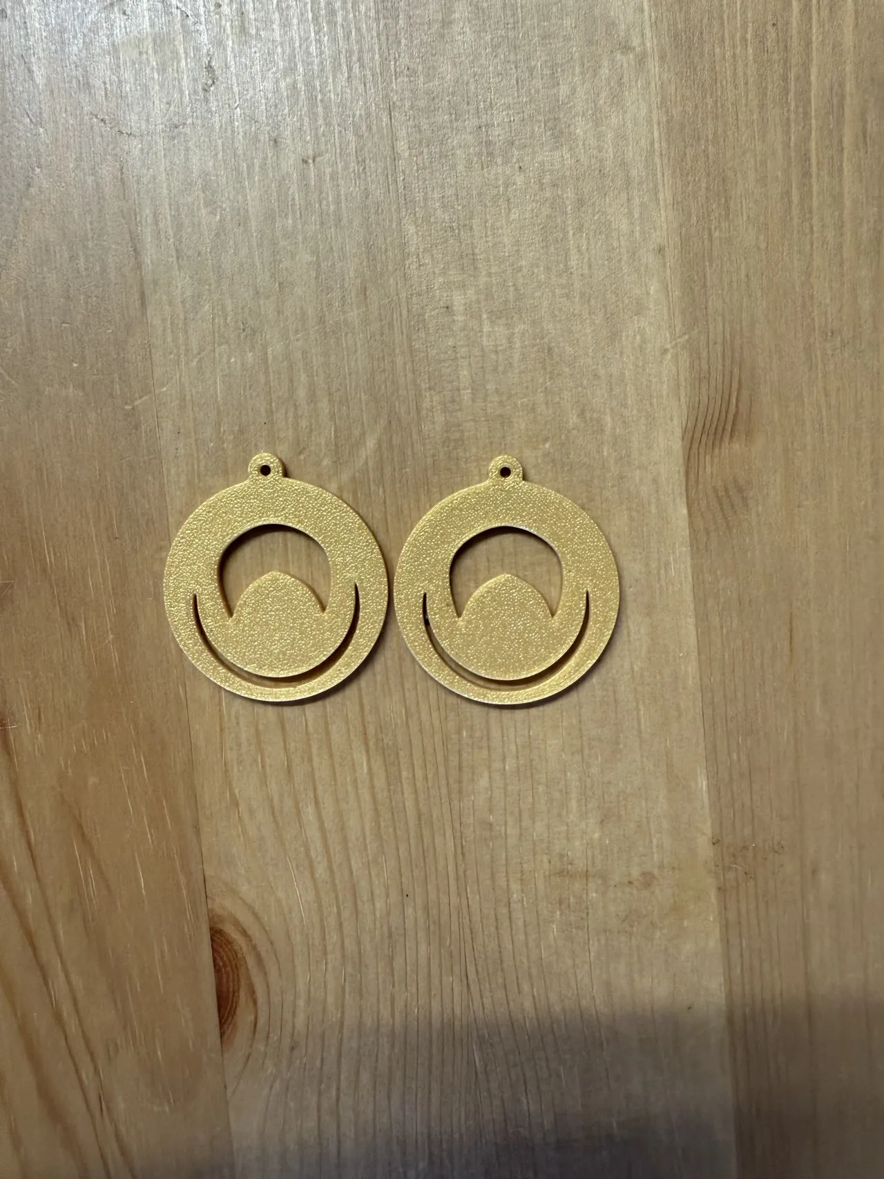 earrings view 2
