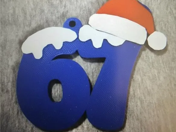 67  Christmas ornaments brainrot, keychain 