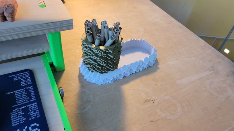 Glitch Desk Organizer - Multicolor