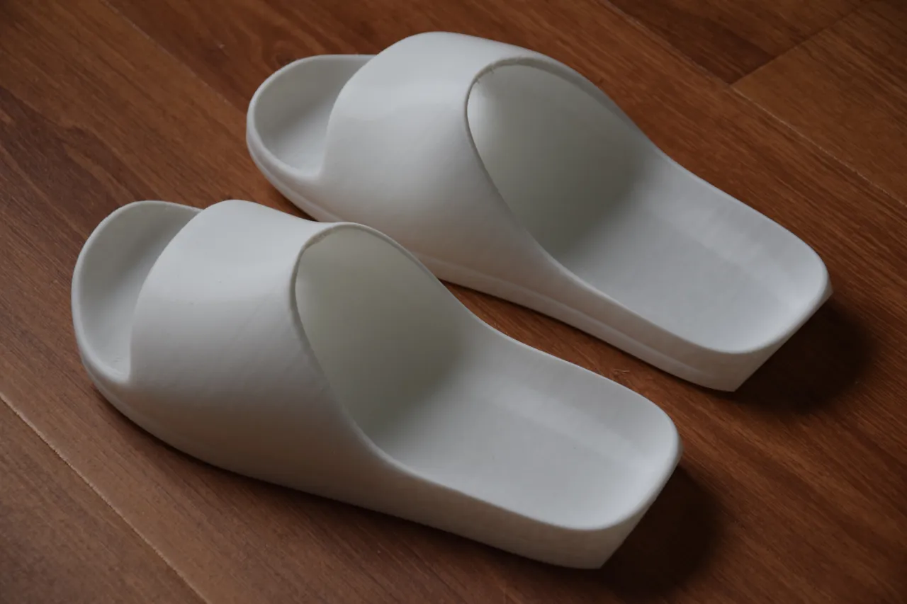 Slide Shoes (Adilette) - Fully 3d-printed view 2
