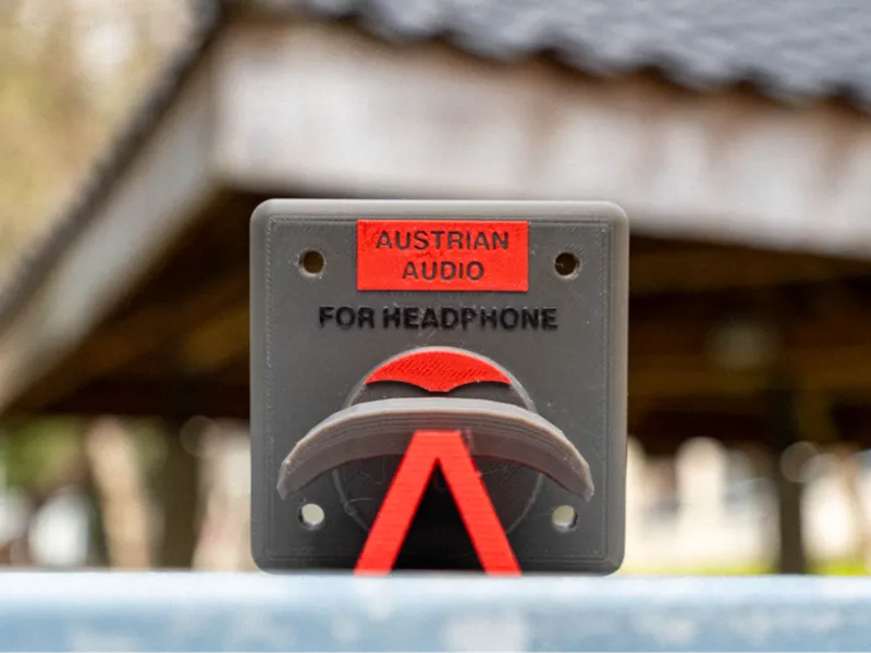 Holder for Austrian Audio Headphones and cables
