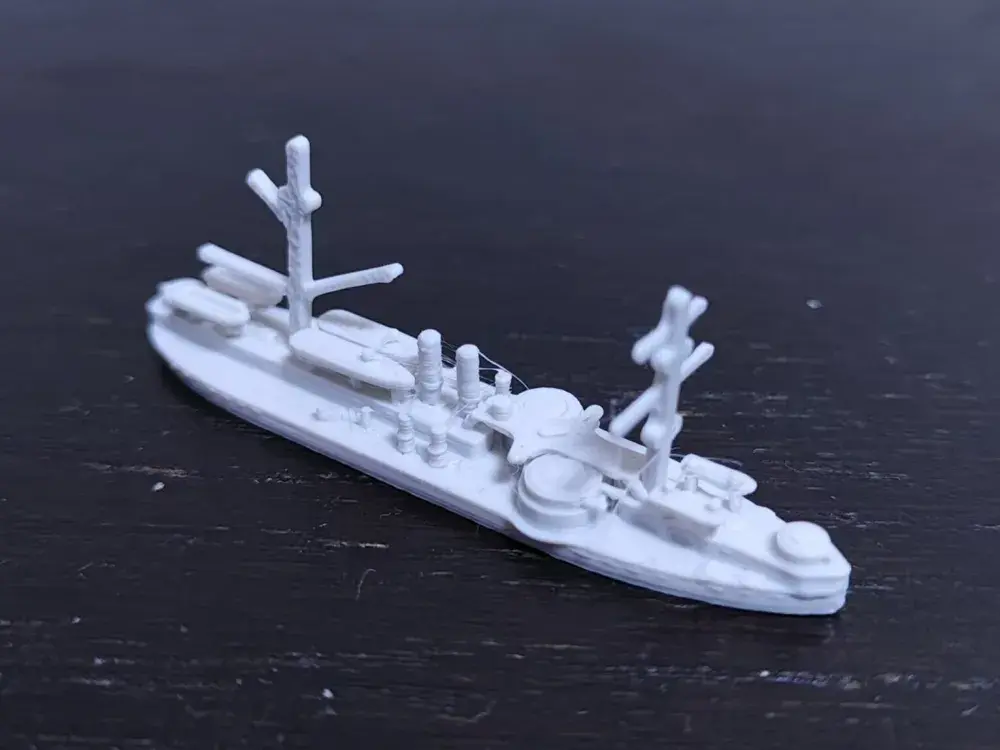 Miniatura 1 do modelo 3D 定远舰 镇远舰 1：2000
