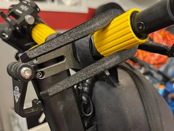 Vsett 10+ handlebar tightening tool