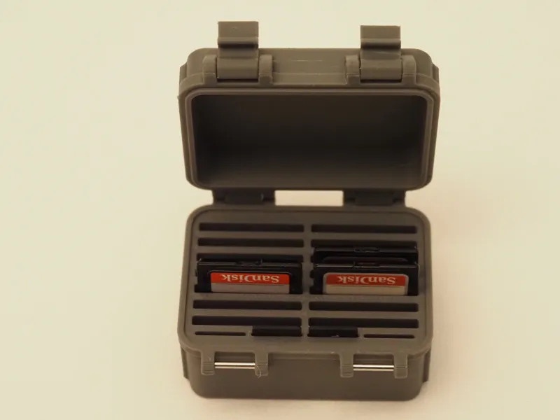 Kleine Robuste SD Karten Box 14 SD 4 Micro SD