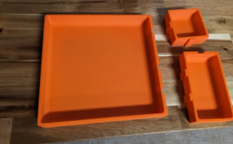 Brick building tray