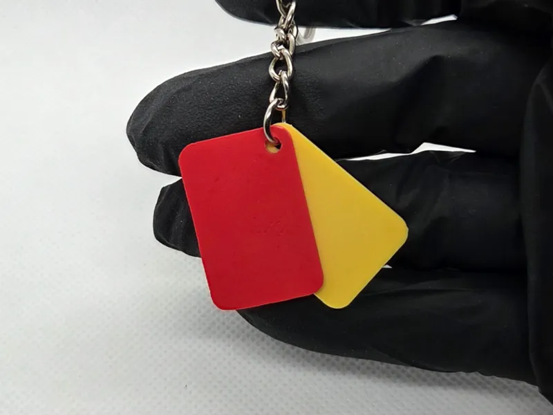 Llavero tarjetas de árbitro fútbol