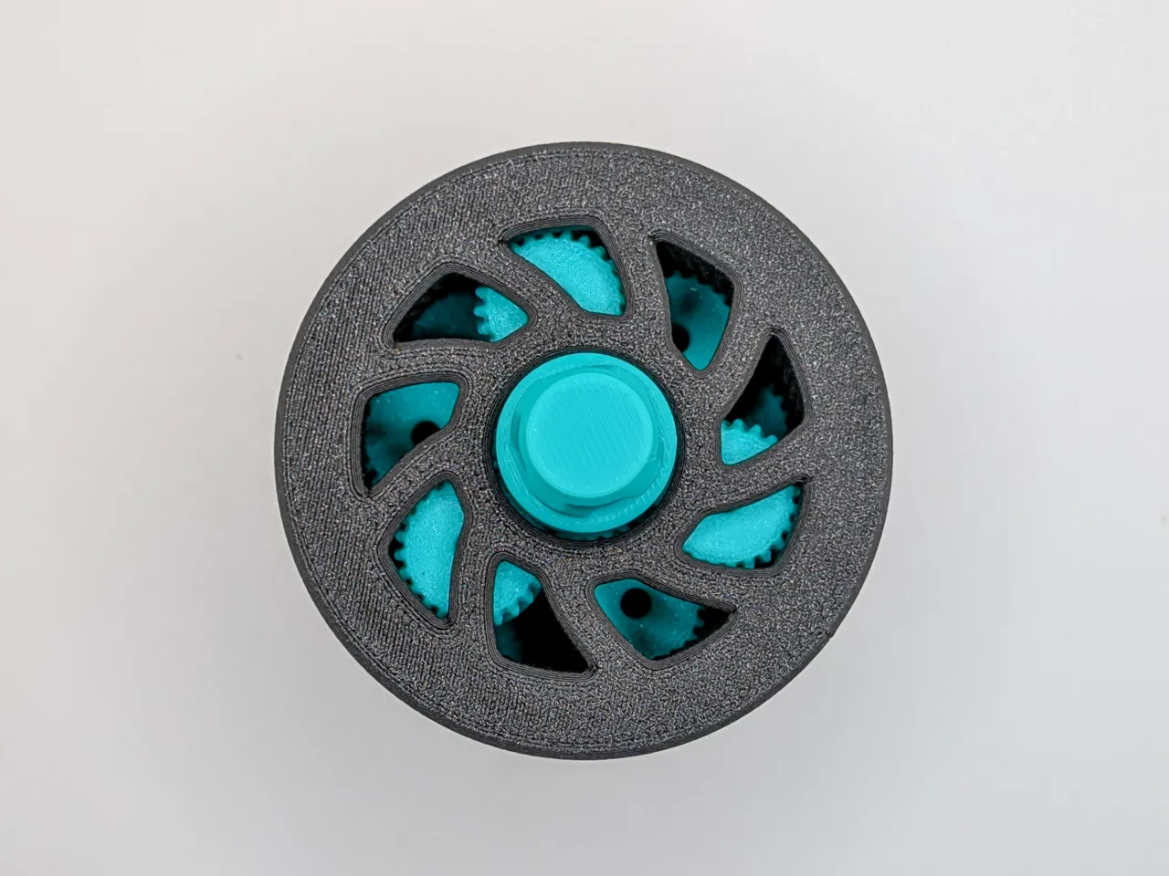 Toroidal Launcher V2 - High RPM Propeller Launcher view 4