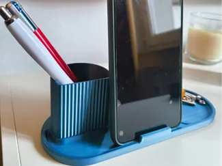 Desk Organizer mit Smartphone Halter