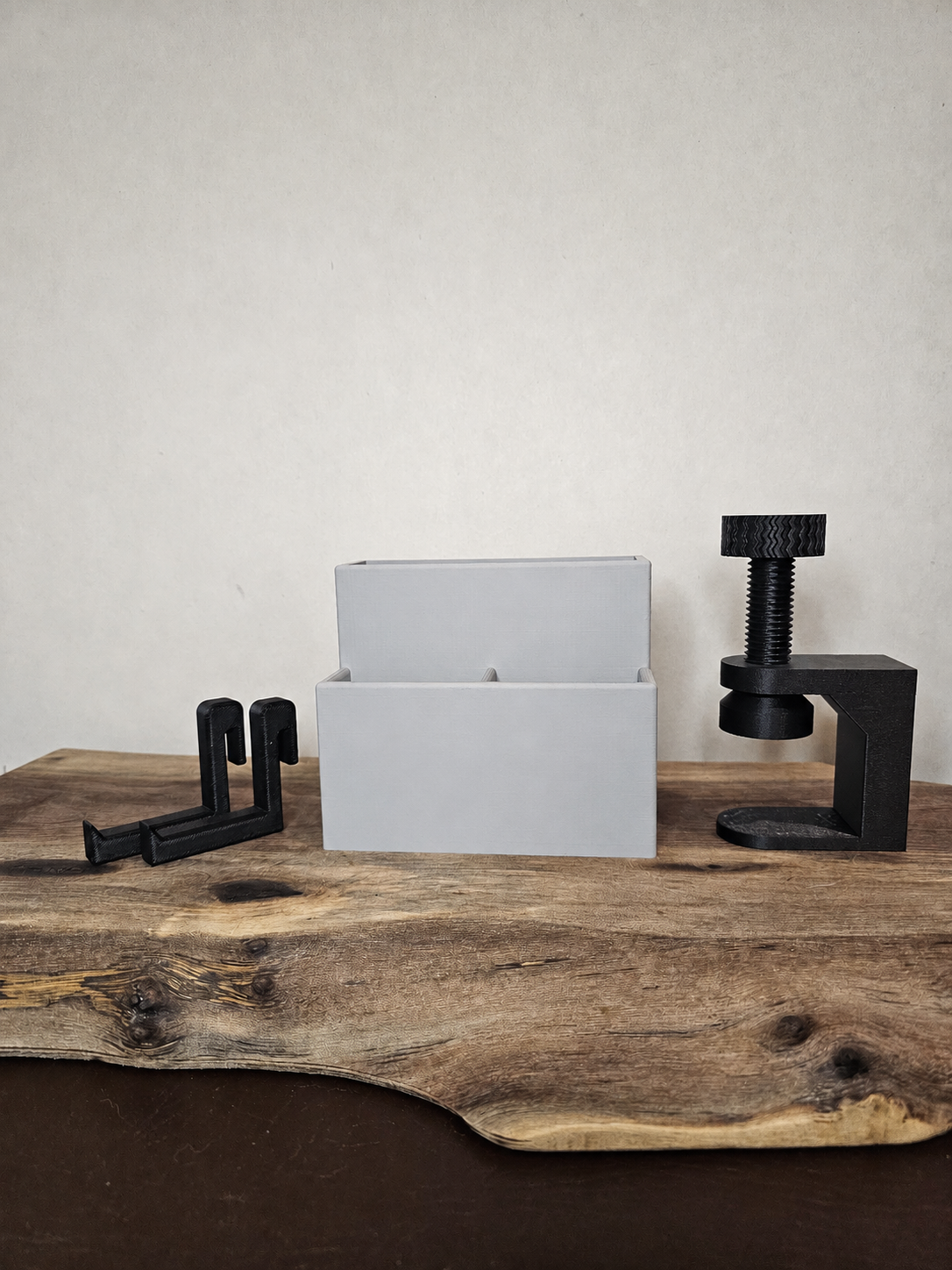 Miniatura 2 do modelo 3D EdgeMount Locking System - Organizer