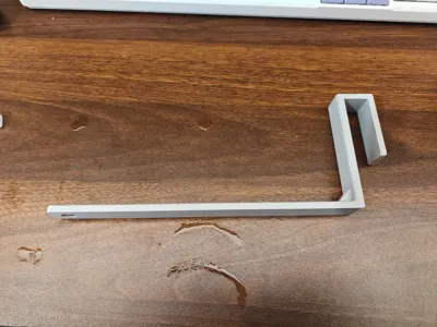 Simple LED tube holder