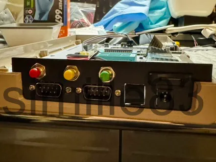 Panneau latéral pour Commodore 64 Ultimate