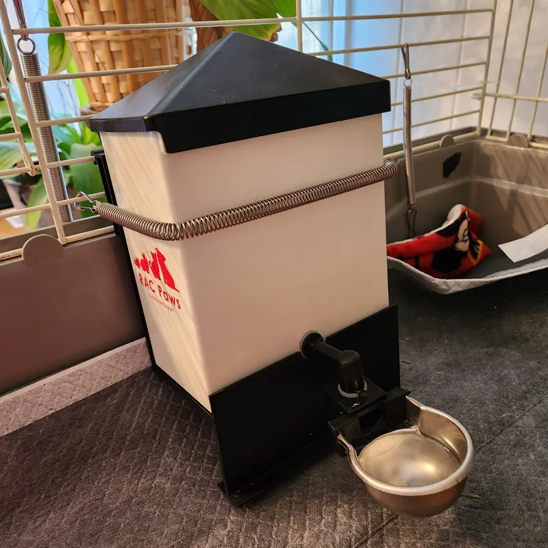 Water Bottle Stand Guinea Pigs, Hamsters, Small