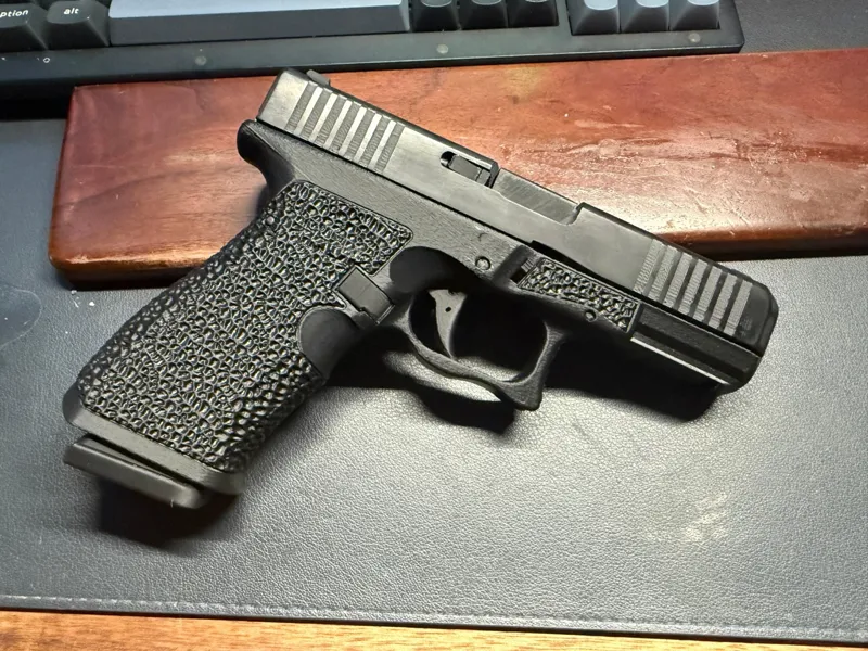 DD19.2  (Glock) - Functional Toy