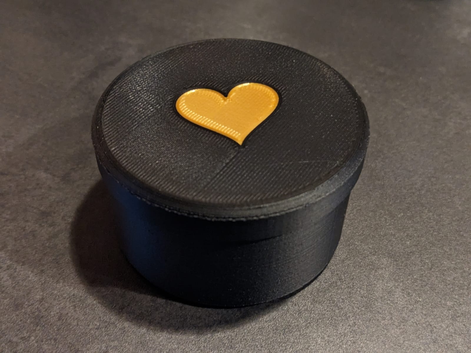 Miniatura 3 do modelo 3D Round Gift / Storage Box (Customizable)