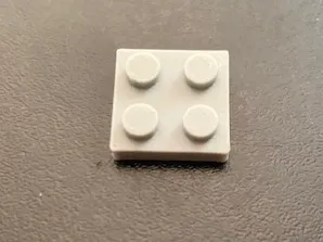 Brick compatible 2x2 plate