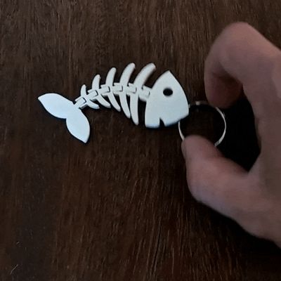Keychain - Flexible Fish - Free 3D Print Model - MakerWorld