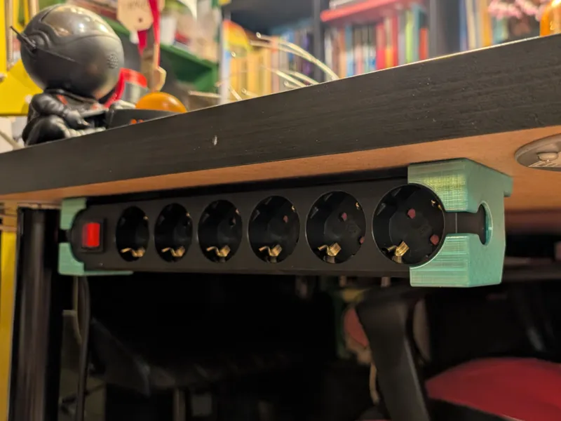 Power Strip Side-Mount Holder (54×40mm)