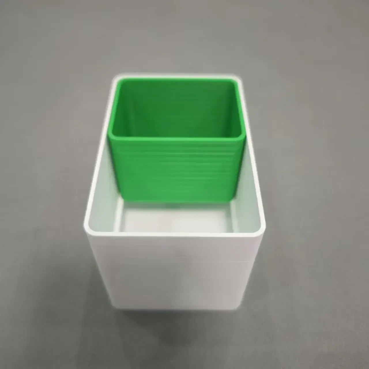 Miniatura 2 do modelo 3D 瓜子盒 (内嵌式)