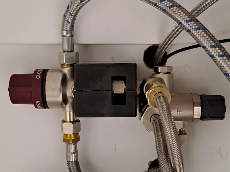 Quooker valve bracket
