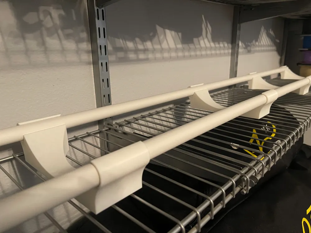 Simple spool rack using 1/2