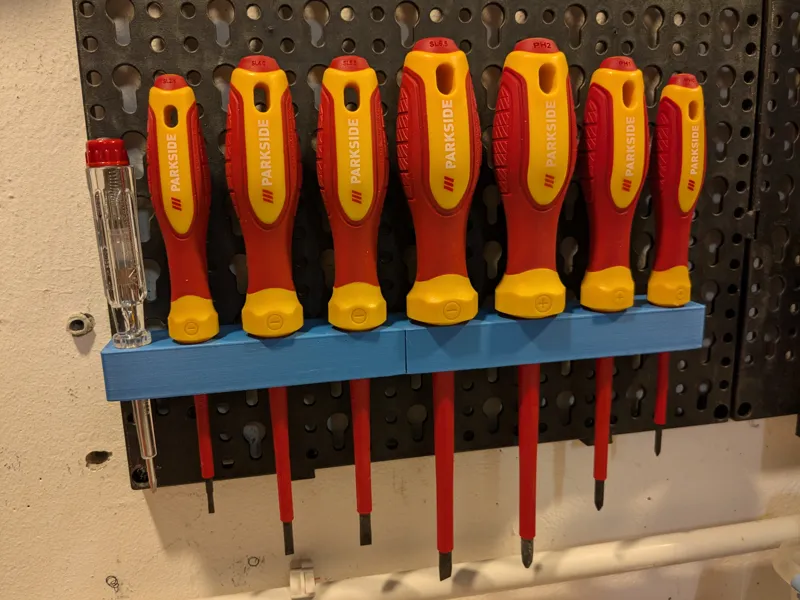 Parkside Lochwand, Halter Schraubendreher