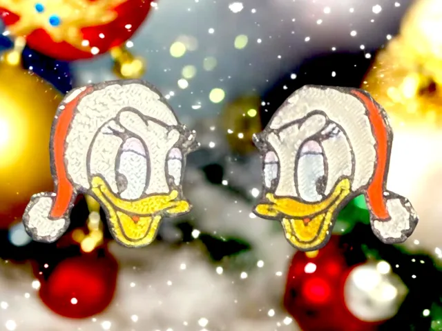 Daisy Duck Christmas Earrings
