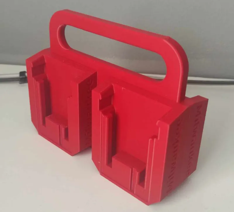 Milwaukee 4 - Battery Carry