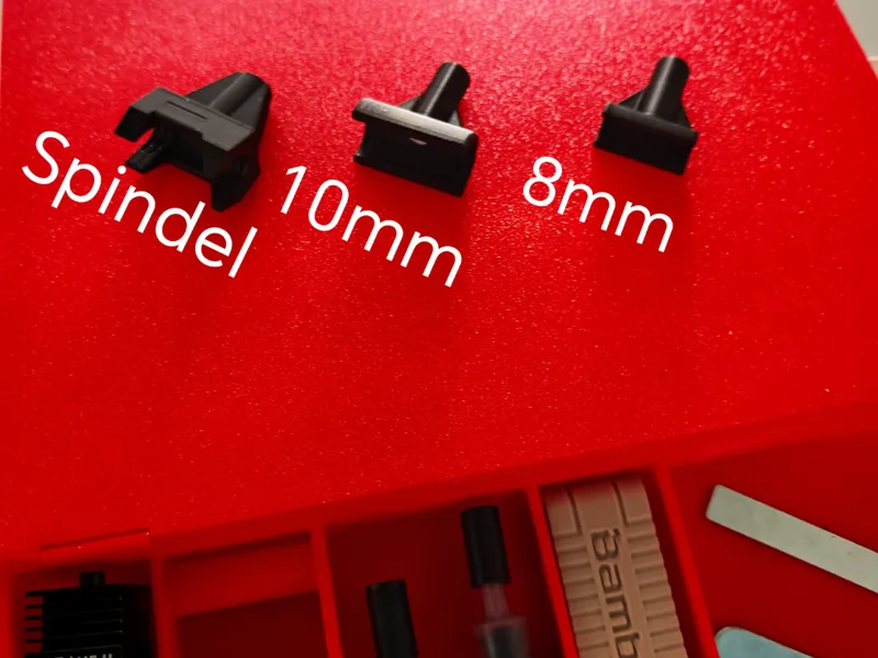 Service Tool mit Spritzenadaptern