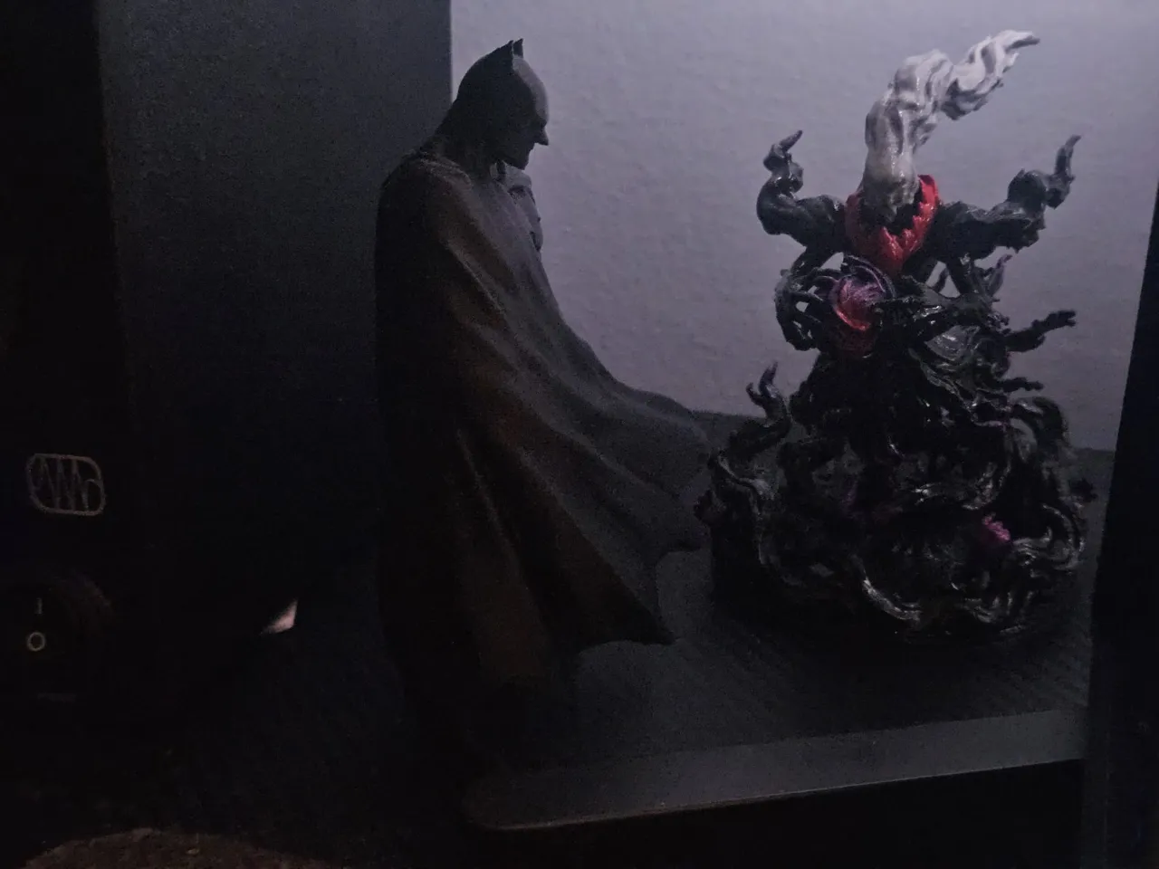 Batman: Skyscraper Vigil - Ultra Detailed view 4