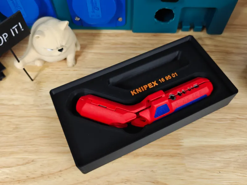 Gridfinity Knipex Ergostrip holder