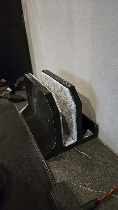 Dell Alienware Laptop Vertical Stand + Power Supply - Free 3D Print ...