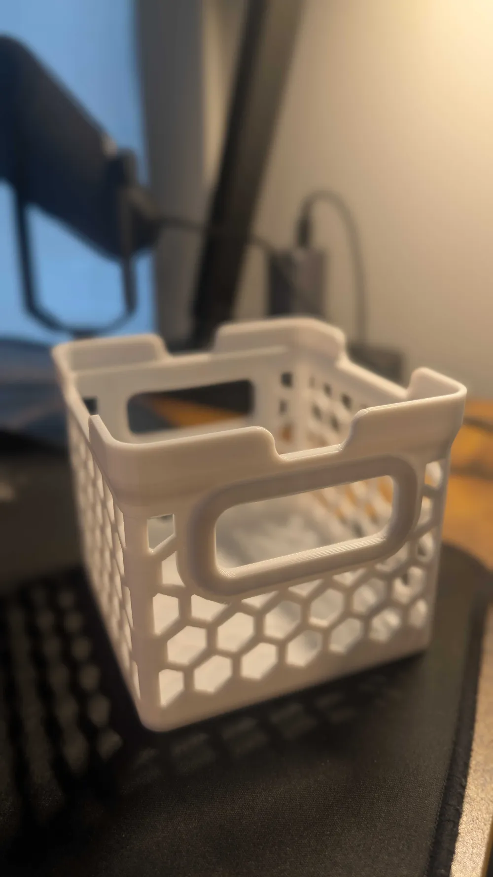 Customizable Stacking Basket with Handles - Free 3D Print Model ...
