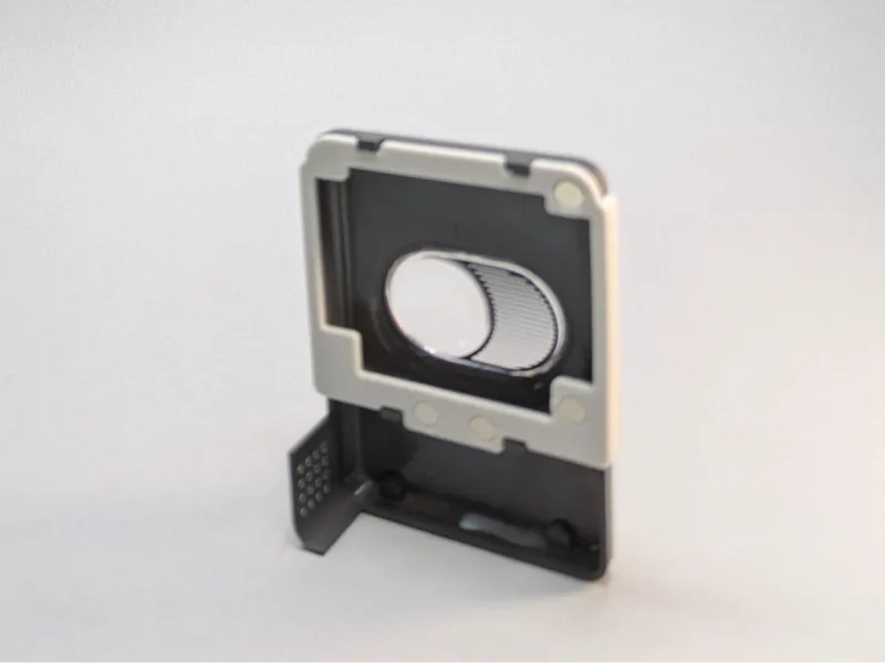 H2S magnetic faceplace / extruder cover interface