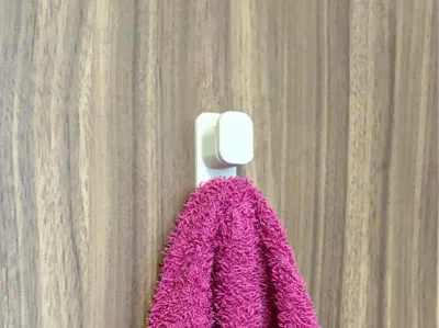 Mini Vertical Towel Hanger
