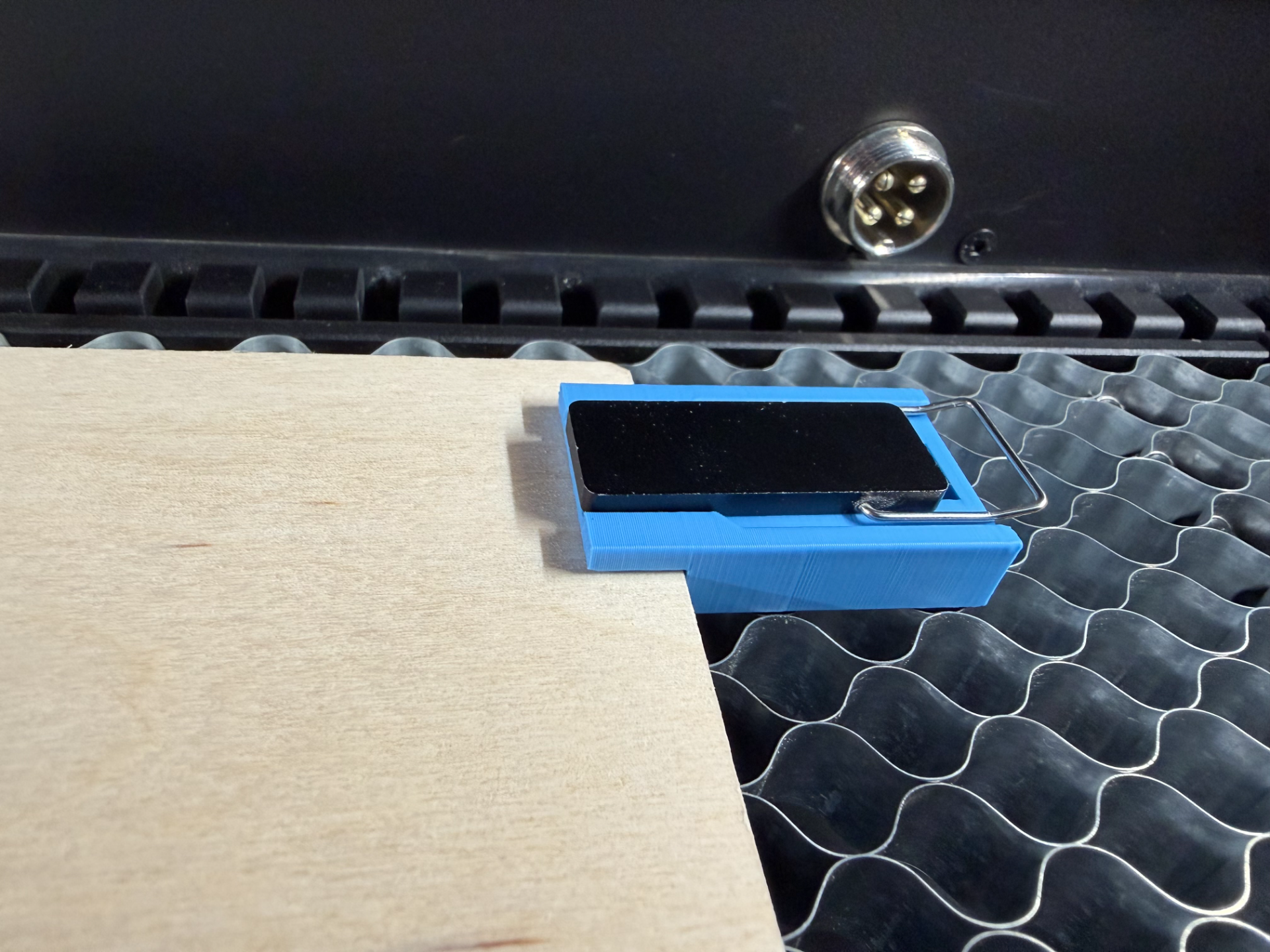Honeycomb Laser XTool Halter für 3mm 