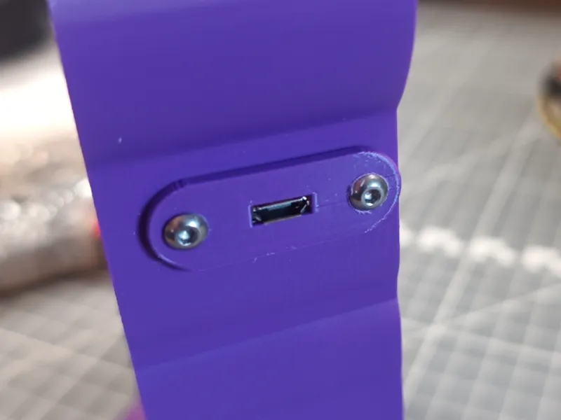 Micro USB housing for Lightboxes